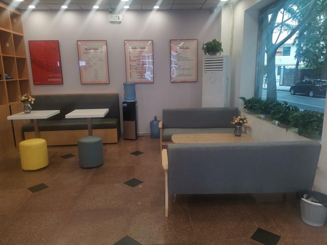 公司经营范围包括:一般项目:房地产经纪;房地产评估;房地产咨询;物业